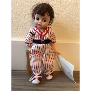 Madame Alexander Sports Collection Baseball Girl Vtg, Cap, Red Hair Brown Eyes